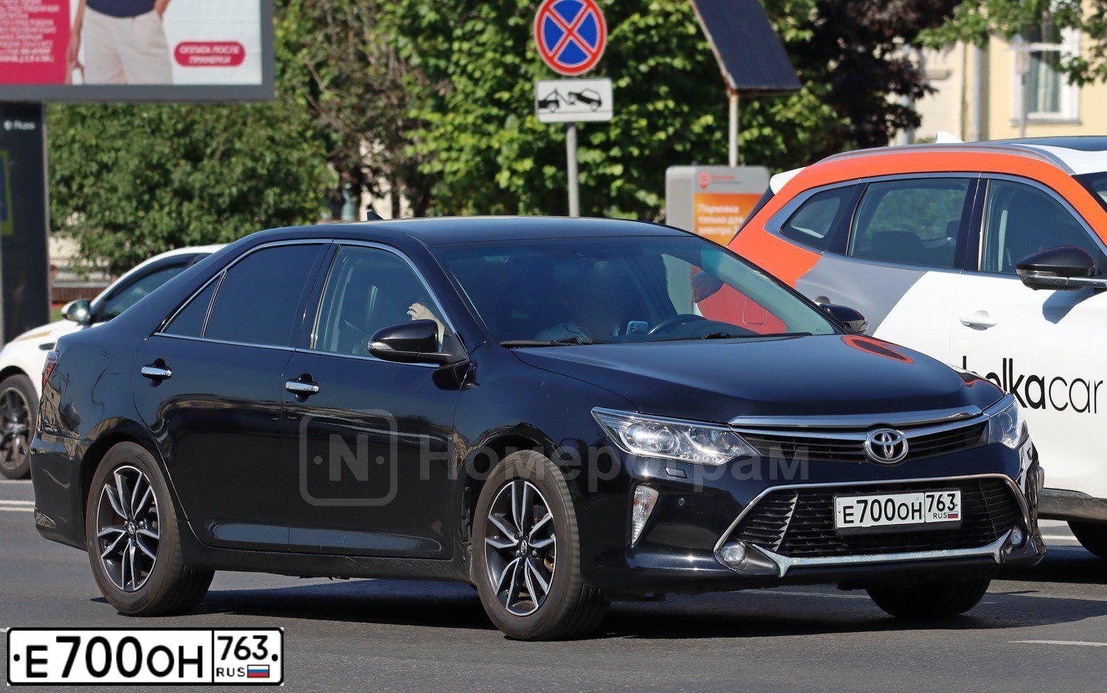 Фото автомобиля HYUNDAI SOLARIS, 2018 — госномер Е700ОН763. Цвет: Серый