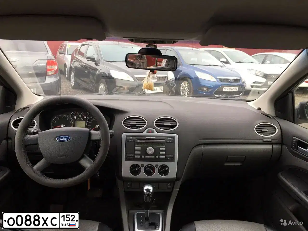 Фото автомобиля FORD FOCUS, 2008 — госномер Х074УР152. Цвет: СИНИЙ