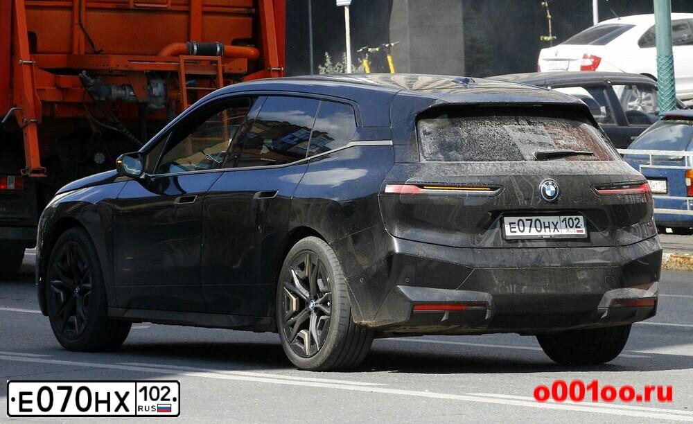 Фото автомобиля BMW 523I, 2010 — госномер Р532ВК82