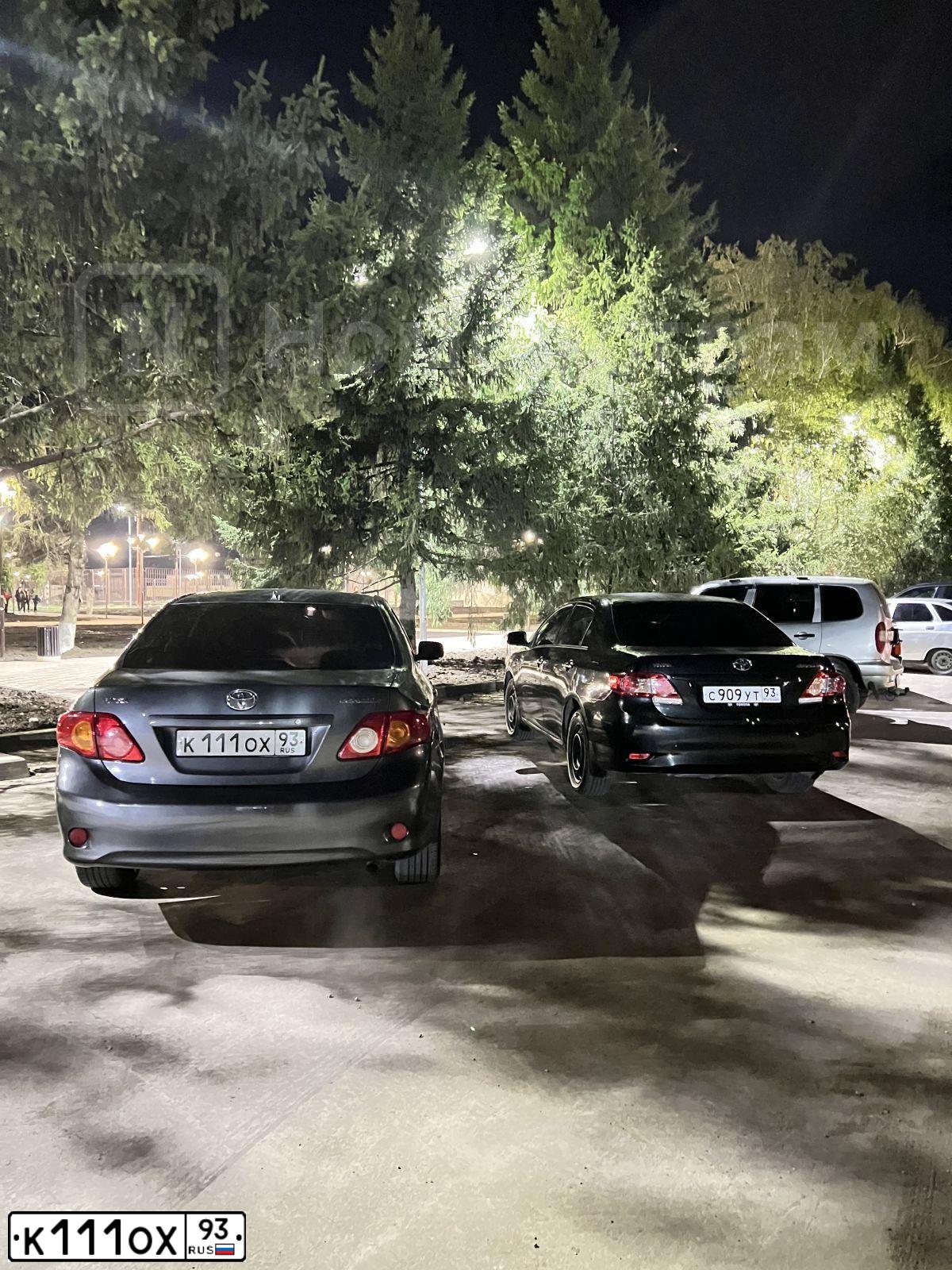 Фото автомобиля TOYOTA COROLLA, 2008 — госномер К111ОХ93. Цвет: СЕРЫЙ МЕТАЛЛ