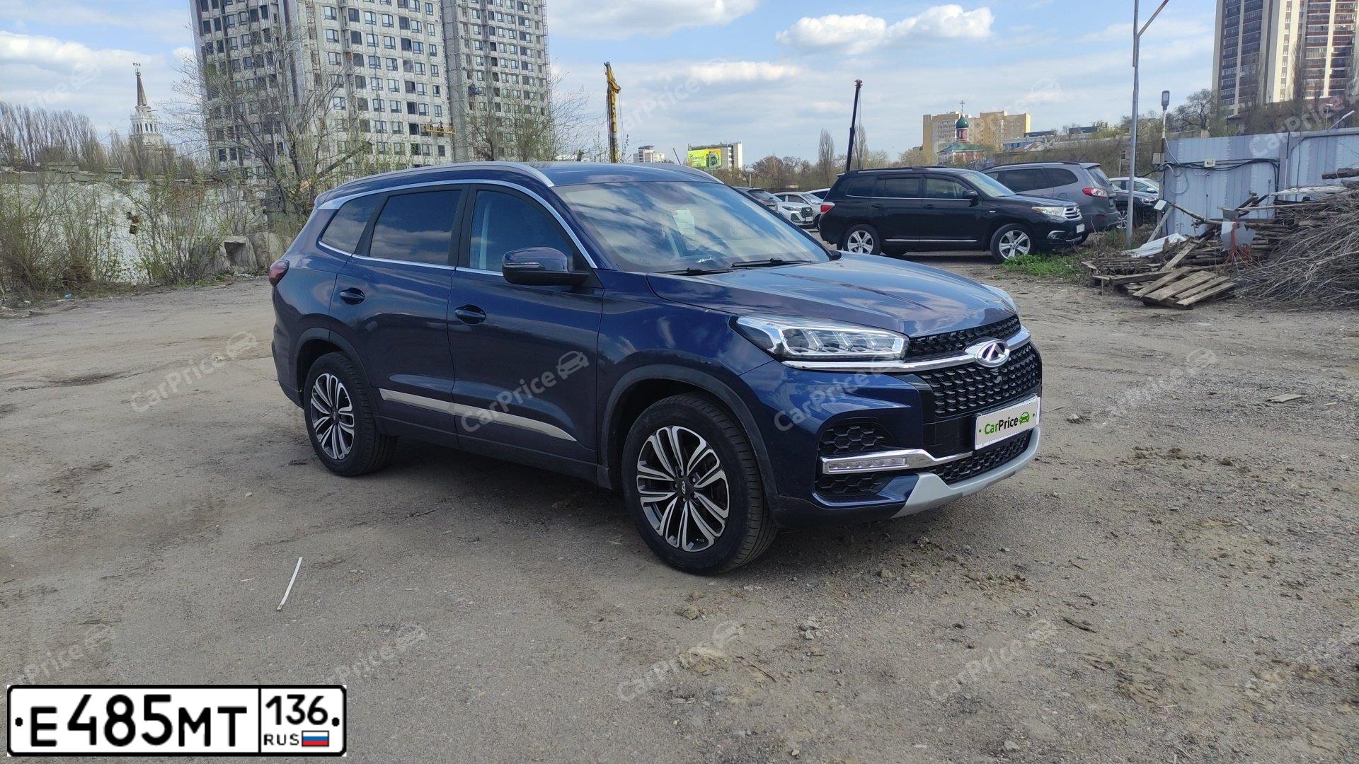 Фото автомобиля CHERY TIGGO 8, 2021 — госномер Т675СК136. Цвет: синий