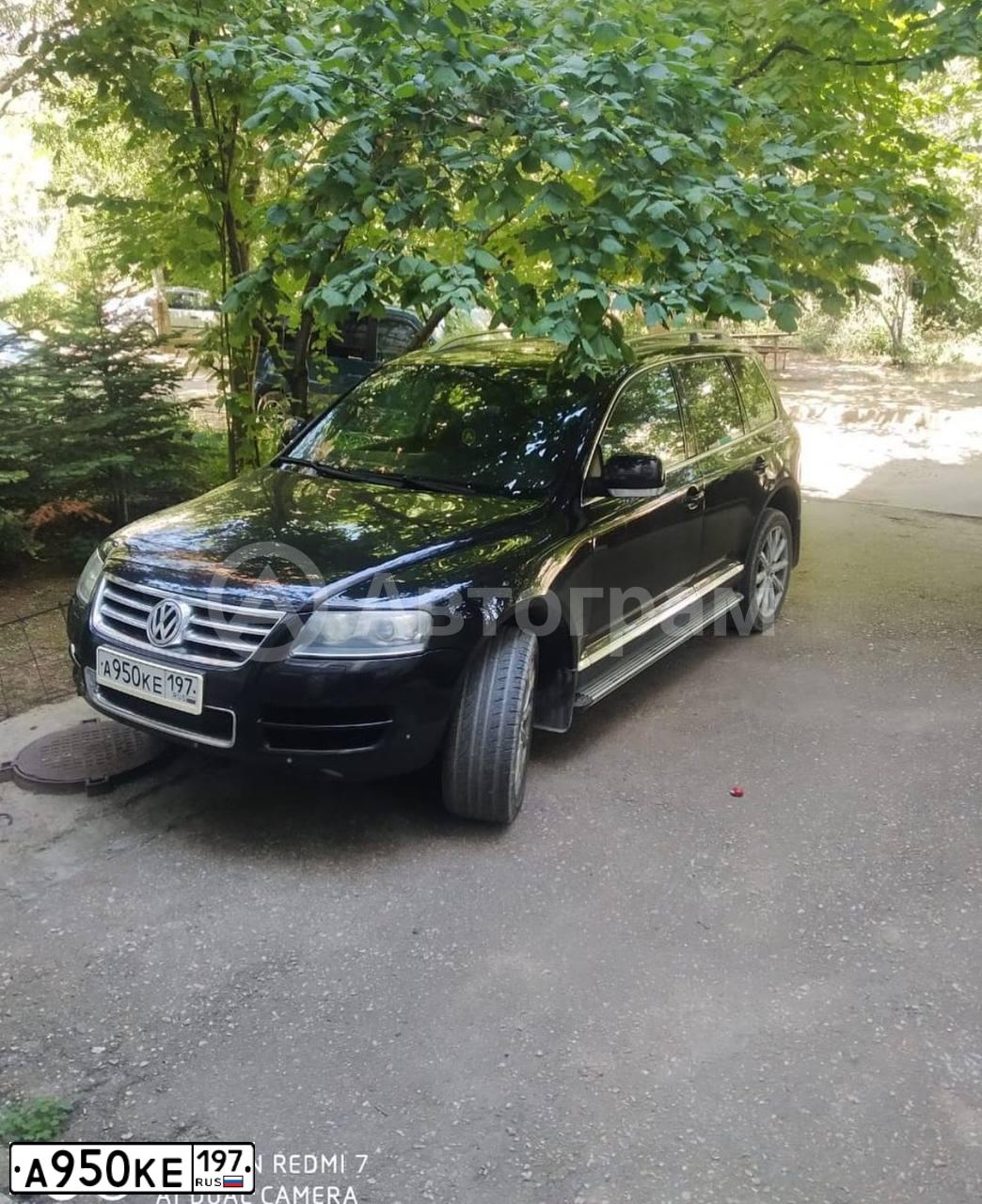 Фото автомобиля VOLKSWAGEN TOUAREG, 2006 — госномер В295АН92. Цвет: ЧЕРНЫЙ