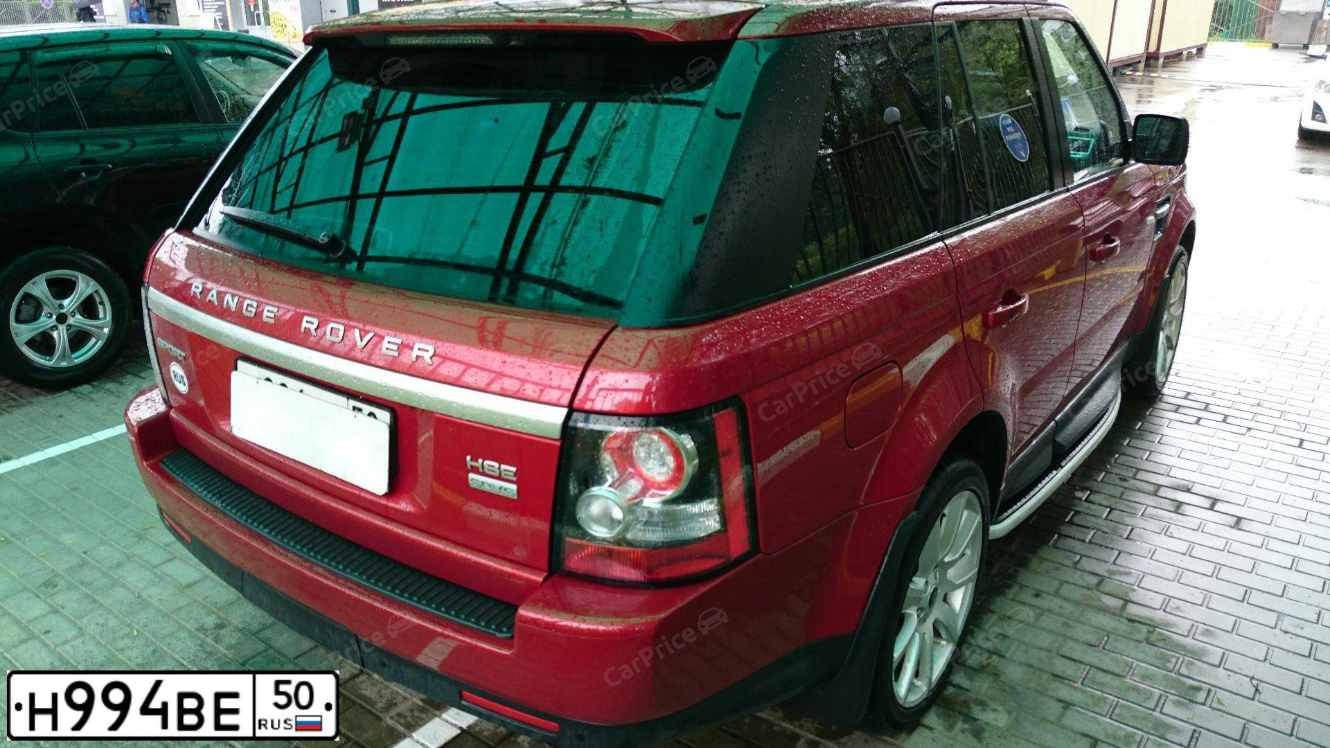 Фото автомобиля LANDROVER RANGE ROVER SPORT, 2013 — госномер Р018АТ550. Цвет: Красный