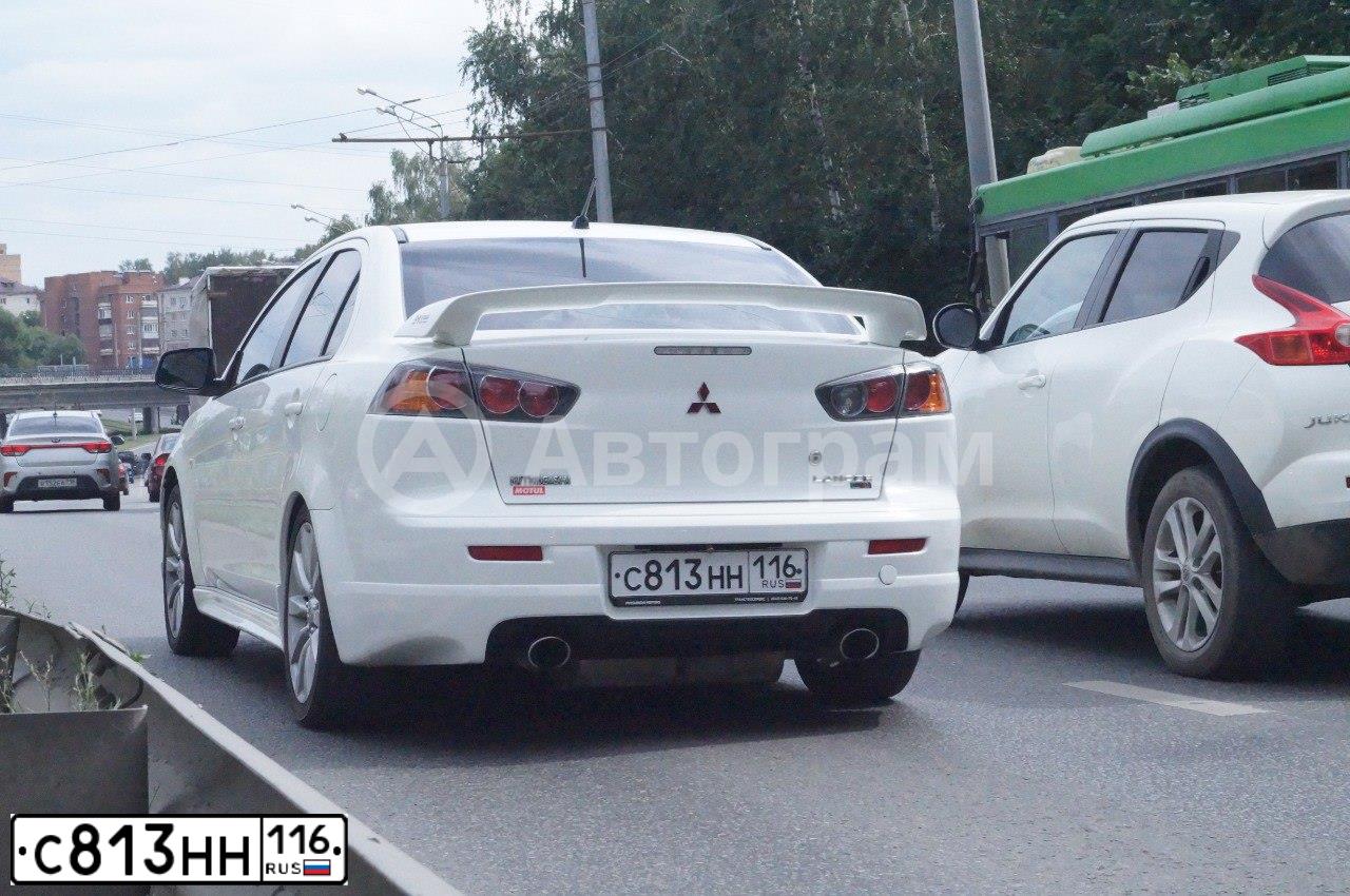 Фото автомобиля MITSUBISHI LANCER, 2008 — госномер С813НН116. Цвет: БЕЛЫЙ