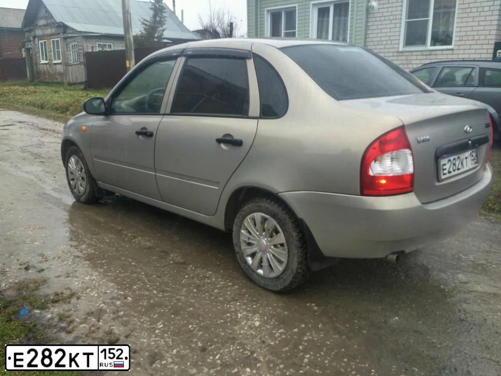 Фото автомобиля LADA 1118 KALINA, 2006 — госномер У282КТ152. Цвет: БЕЖЕВО-СЕРЫЙ