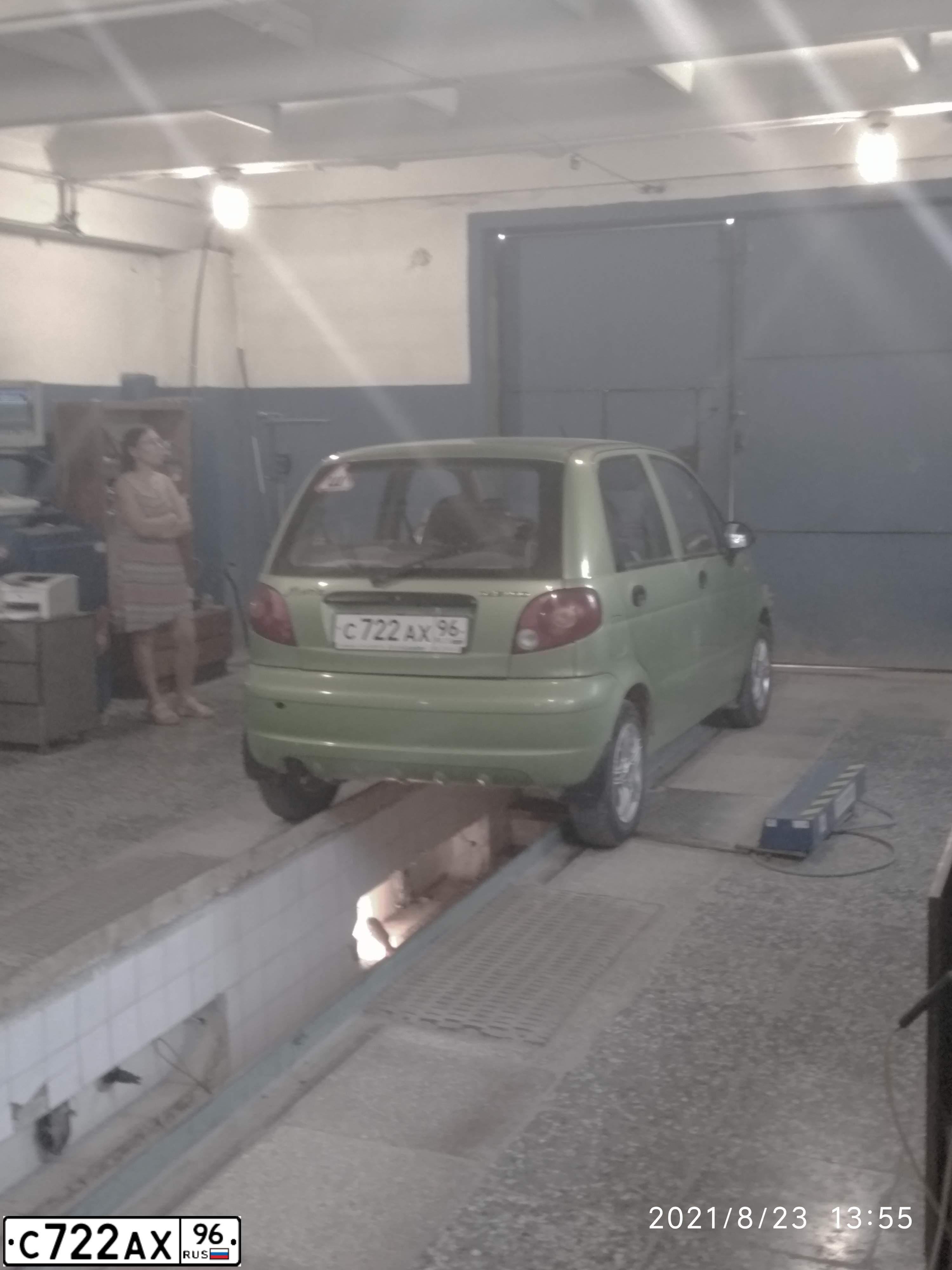Фото автомобиля DAEWOO MATIZ, 2006 — госномер С722АХ96. Цвет: СВЕТЛО-ЗЕЛЕНЫЙ