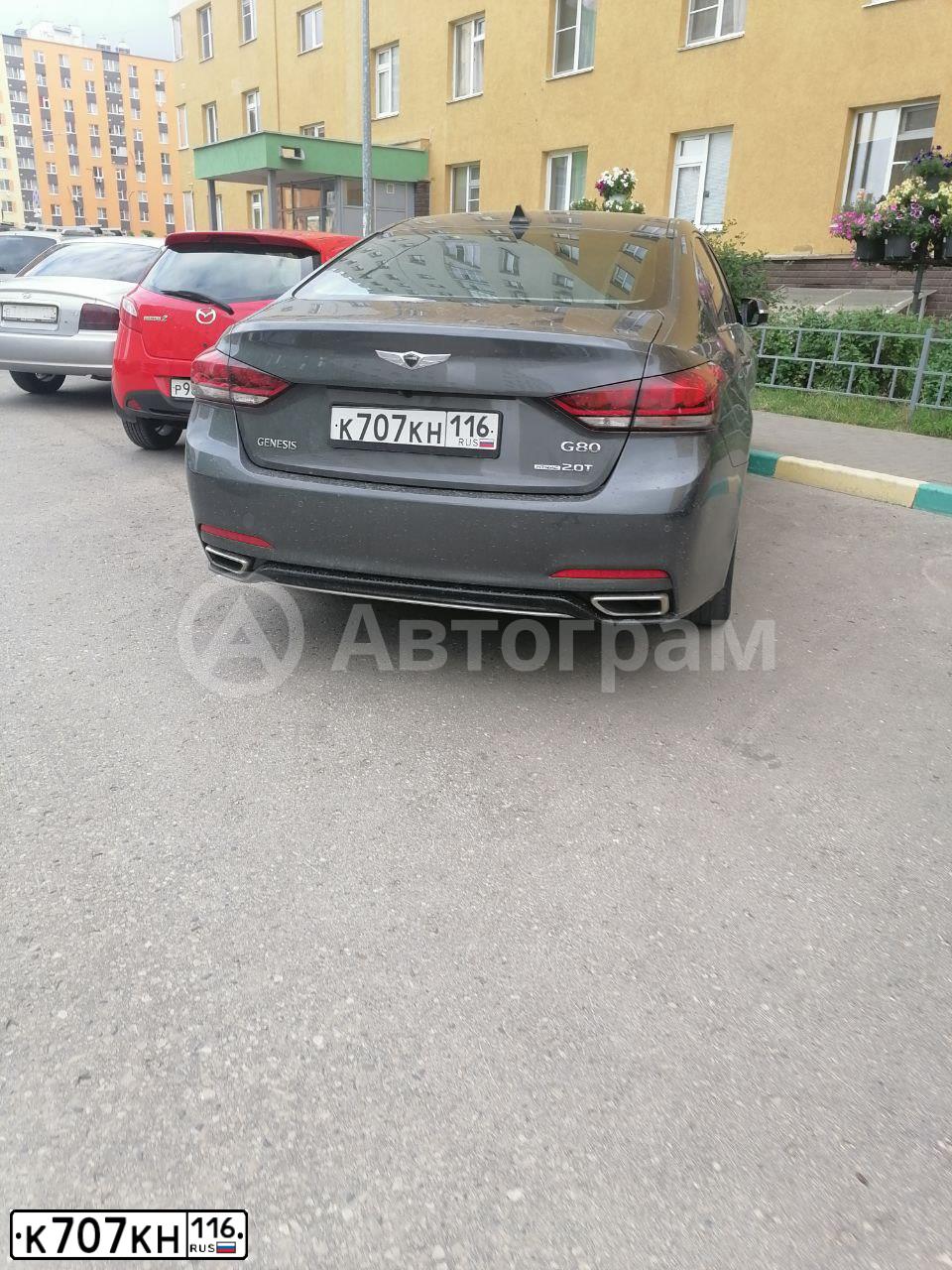 Фото автомобиля HYUNDAI GENESIS, 2017 — госномер К707КН116. Цвет: Серый