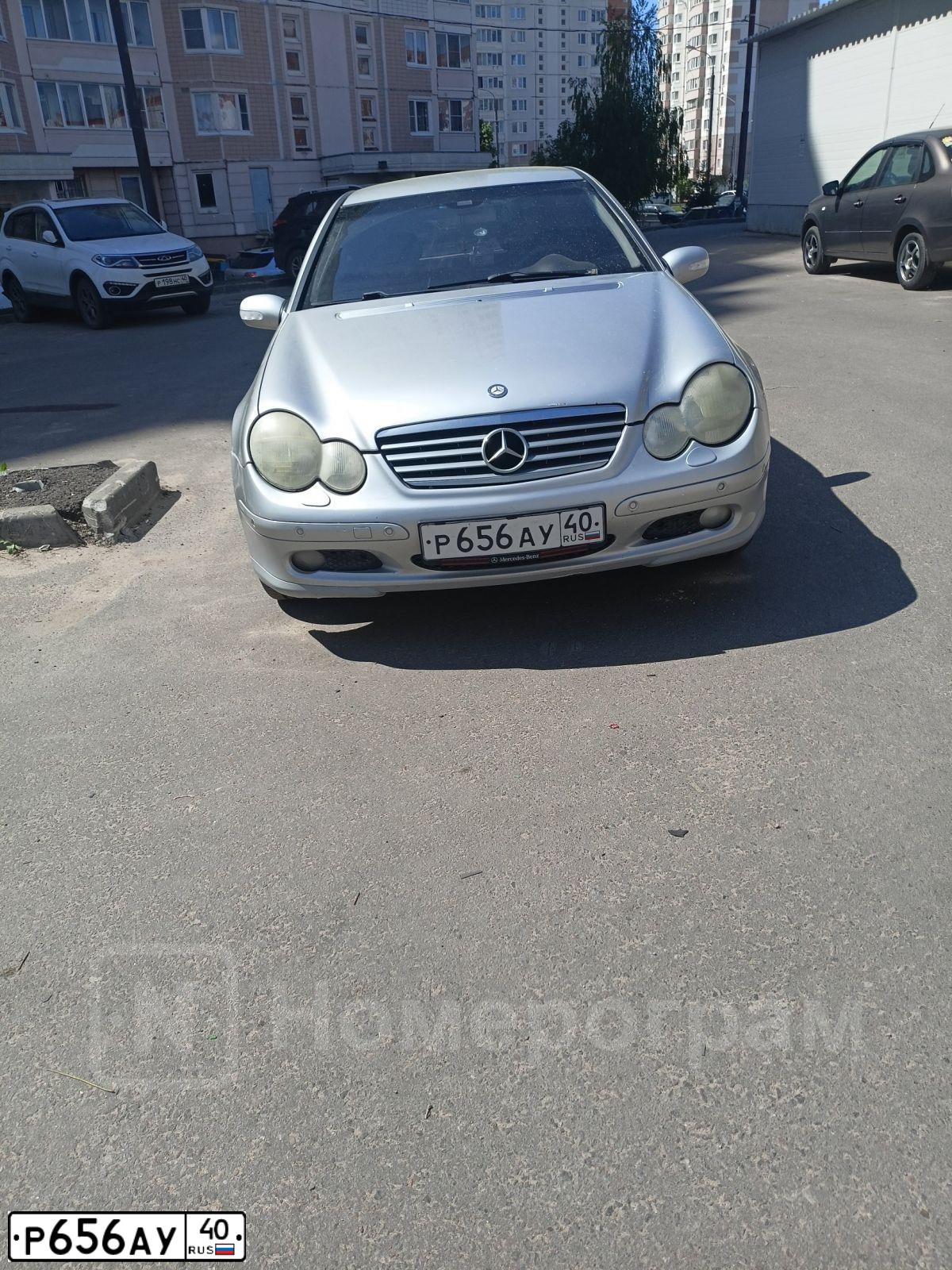 Фото автомобиля MERCEDES C-KLASSE, 2001 — госномер В794ЕО750. Цвет: Серый