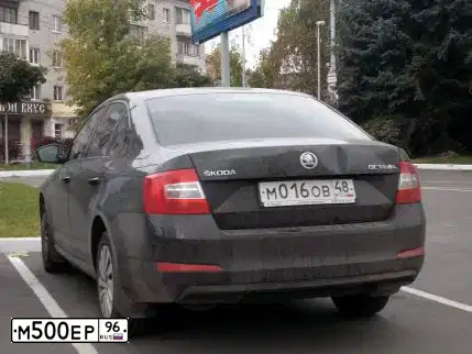 Фото автомобиля LANDROVER RANGE ROVER SPORT, 2008 — госномер М500ЕР96. Цвет: ТЕМНО-СИНИЙ