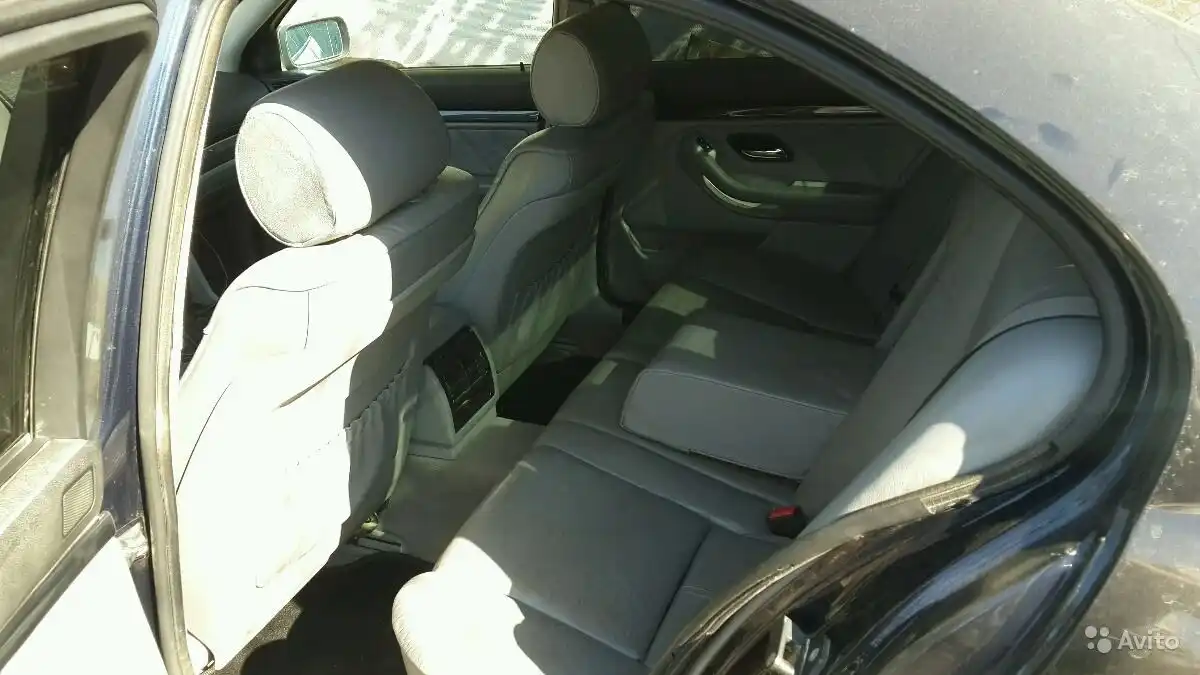 Фото автомобиля BMW SERIE 5, 1998 — госномер Р969ВЕ82. Цвет: синий