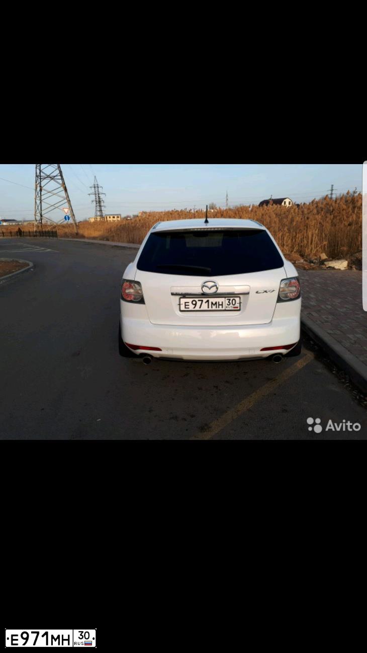 Фото автомобиля MAZDA CX-7, 2011 — госномер А980УС161. Цвет: БЕЛЫЙ