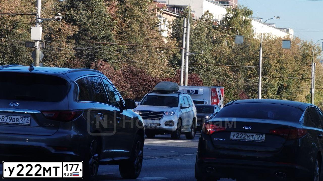 Фото автомобиля FORD FOCUS, 2006 — госномер С753ЕР50. Цвет: ЧЕРНЫЙ