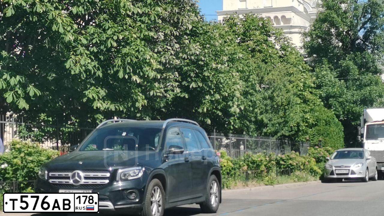Фото автомобиля MERCEDES GLK-KLASSE, 2014 — госномер О618УВ716. Цвет: синий