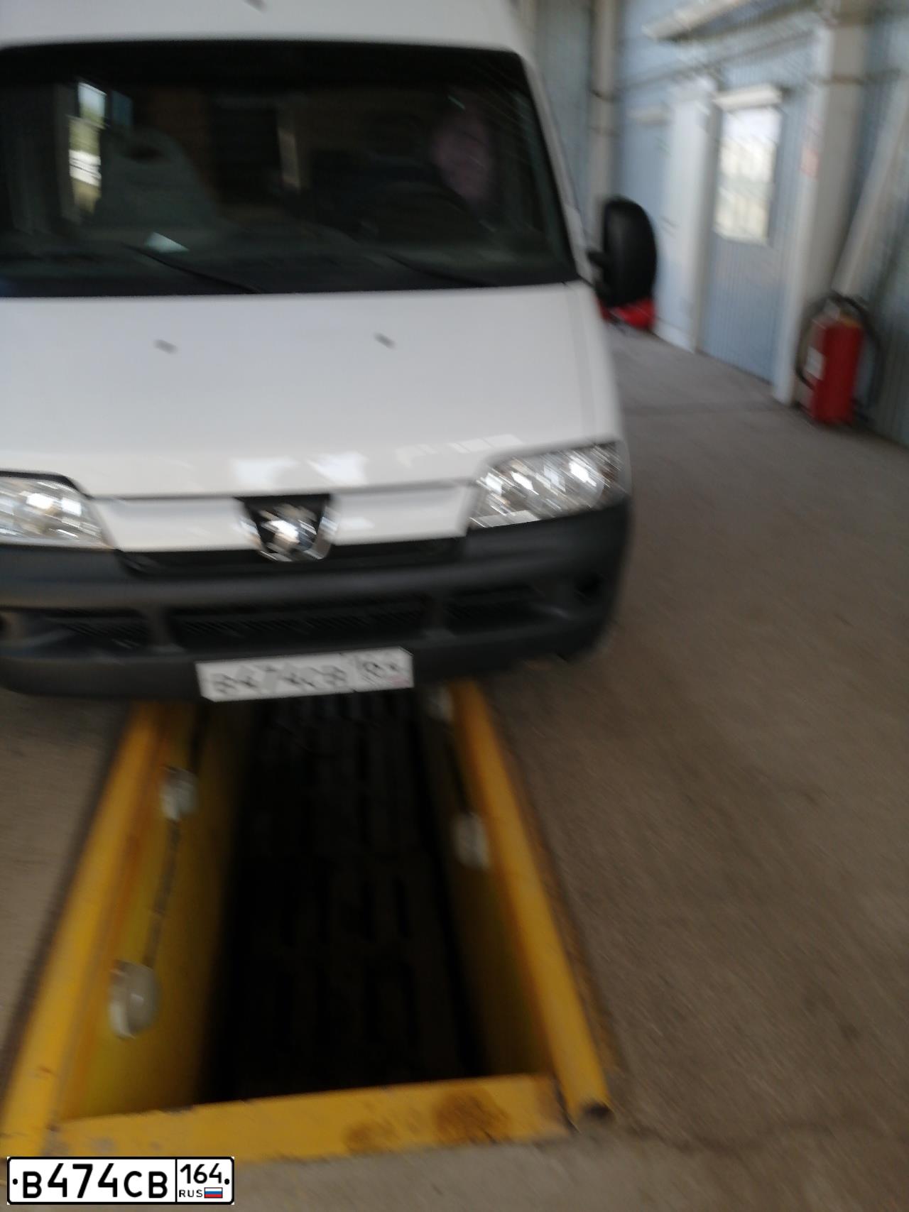 Фото автомобиля FIAT DUCATO, 2009 — госномер В474СВ164. Цвет: Белый