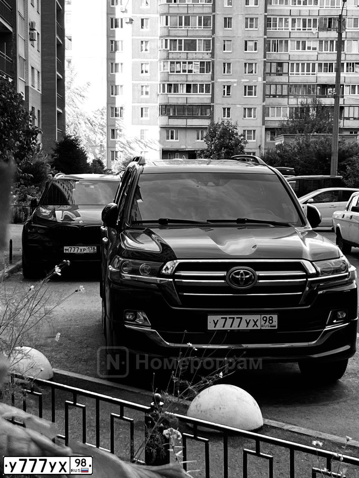 Фото автомобиля TOYOTA LAND CRUISER 200, 2011 — госномер Н902КС10