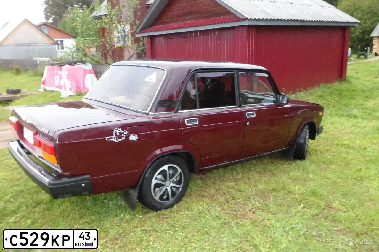 Фото автомобиля LADA 2107, 2006 — госномер С122УР43. Цвет: ТЕМНО-ВИШНЕВЫЙ