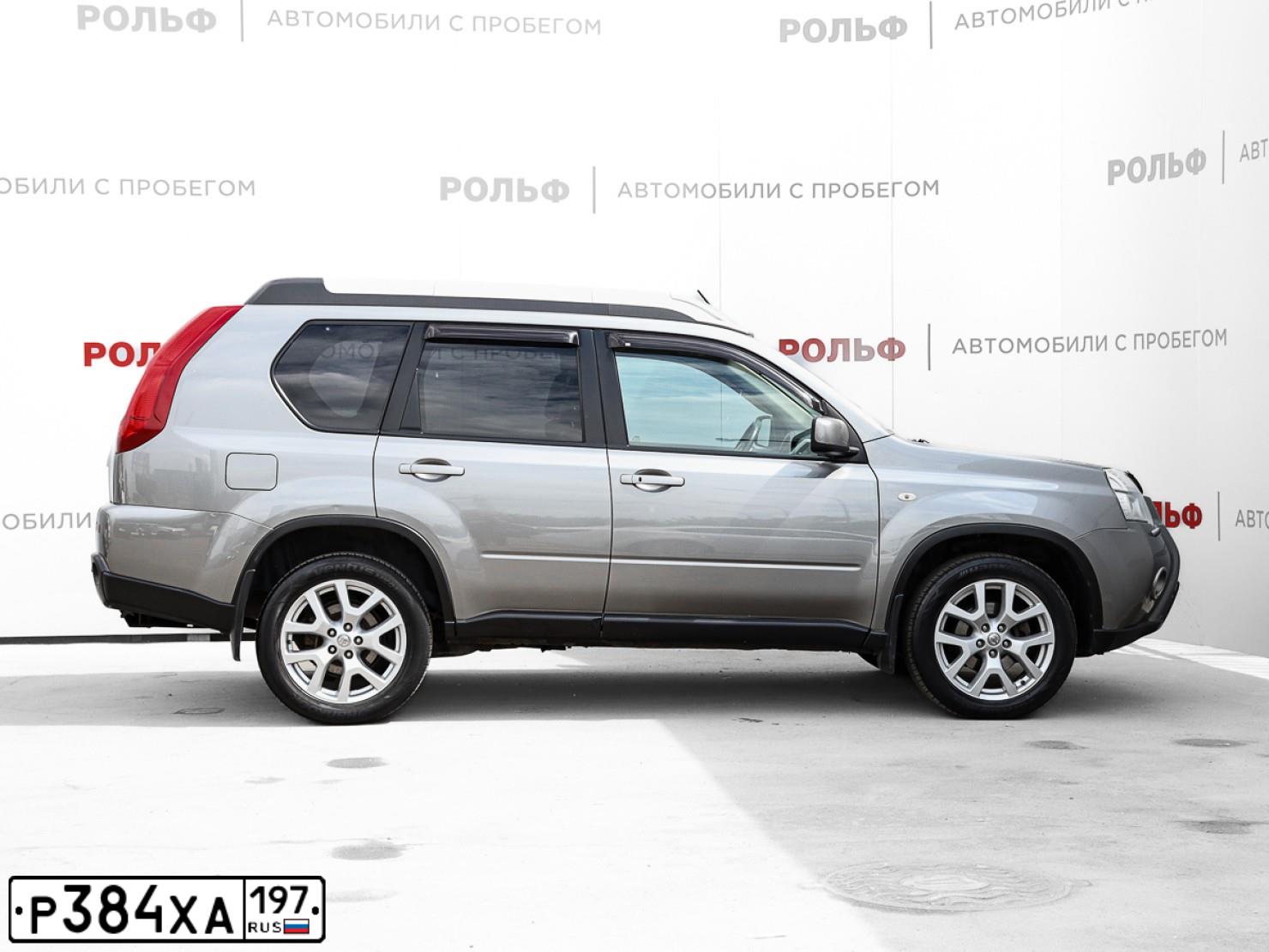 Фото автомобиля NISSAN X-TRAIL, 2012 — госномер Р384ХА197. Цвет: СЕРЫЙ