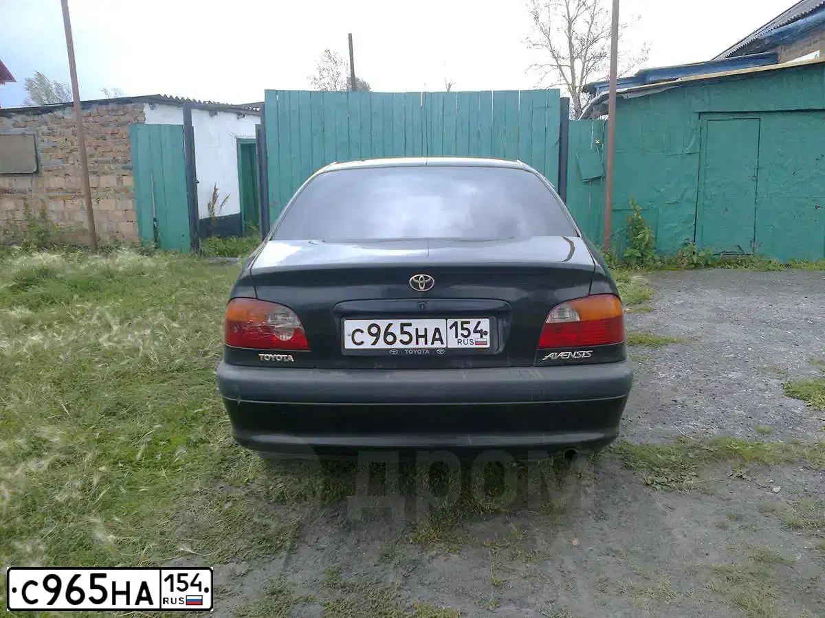 Фото автомобиля TOYOTA AVENSIS, 2000 — госномер С965НА154. Цвет: ЧЕРНЫЙ