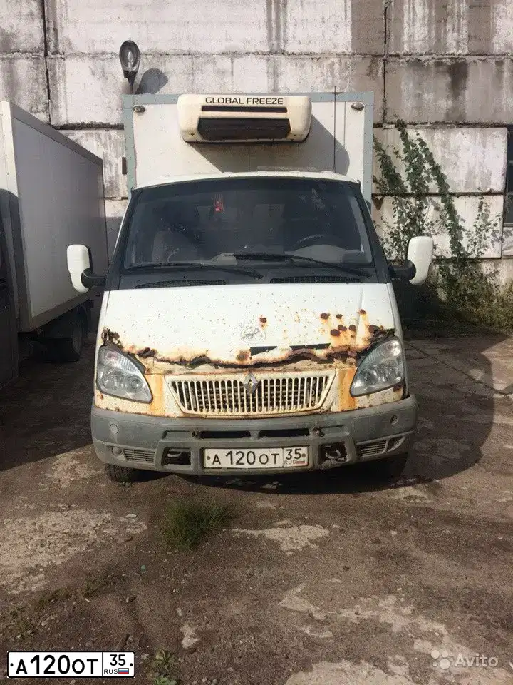 Фото автомобиля GAZ 3302 GAZEL, 2008 — госномер С404ЕЕ138. Цвет: СИНИЙ