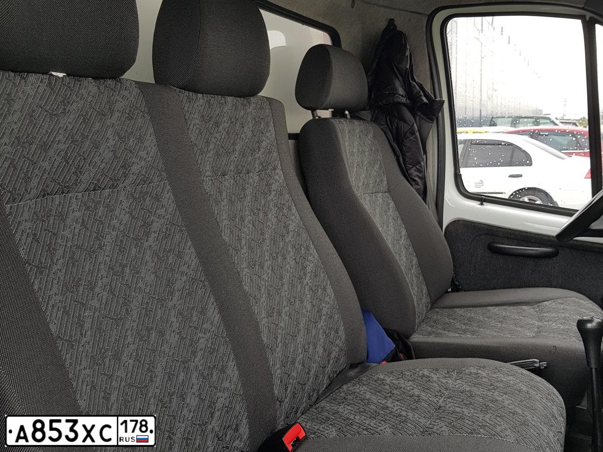 Фото автомобиля GAZ 3302 EL, 2010 — госномер Х235ХА123. Цвет: Белый