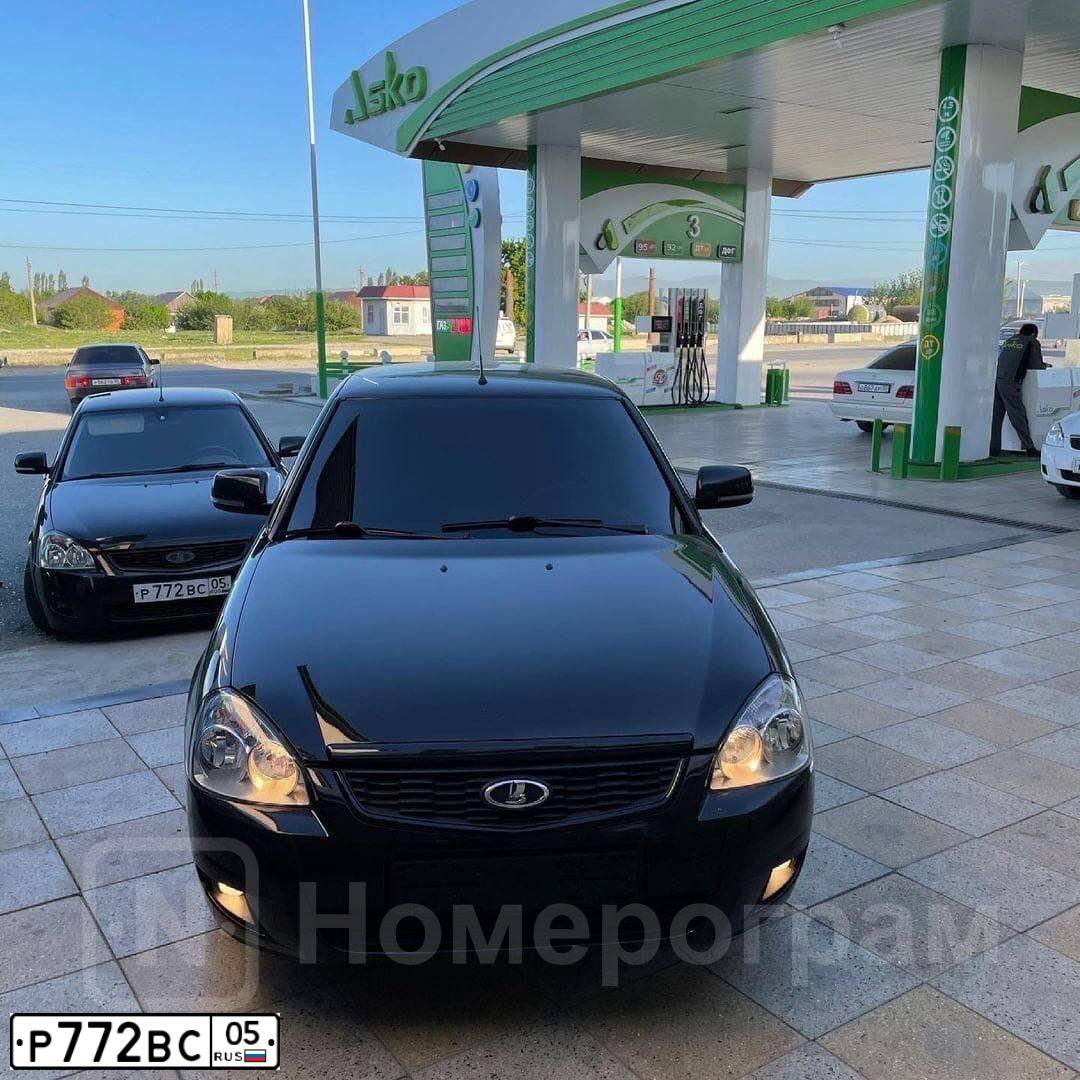 Фото автомобиля LADA 2170 PRIORA, 2012 — госномер Р772ВС05. Цвет: Сине-Черный