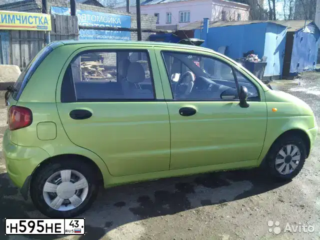 Фото автомобиля DAEWOO MATIZ, 2005 — госномер Н595НЕ43. Цвет: СВЕТЛО-САЛАТОВЫЙ