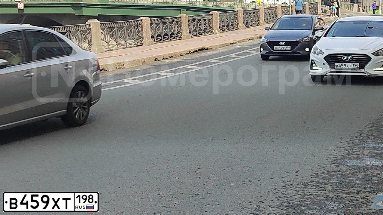 Фото автомобиля HYUNDAI I SONATA, 2019 — госномер В459ХТ198. Цвет: Белый