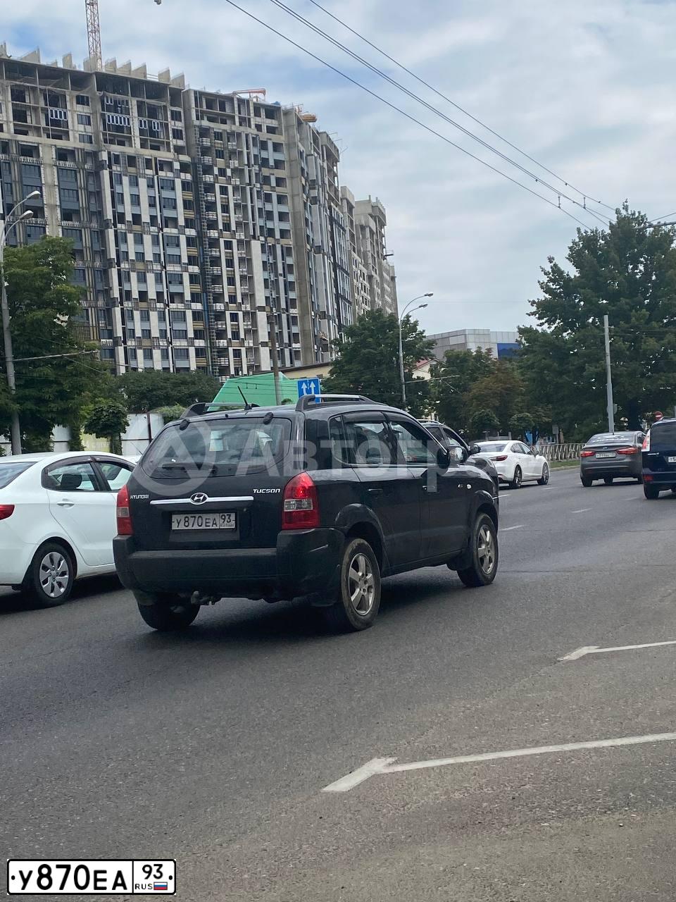 Фото автомобиля HYUNDAI TUCSON, 2006 — госномер У870ЕА93. Цвет: ЧЕРНЫЙ