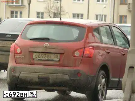 Фото автомобиля NISSAN QASHQAI, 2007 — госномер Р767ТК69. Цвет: Красный