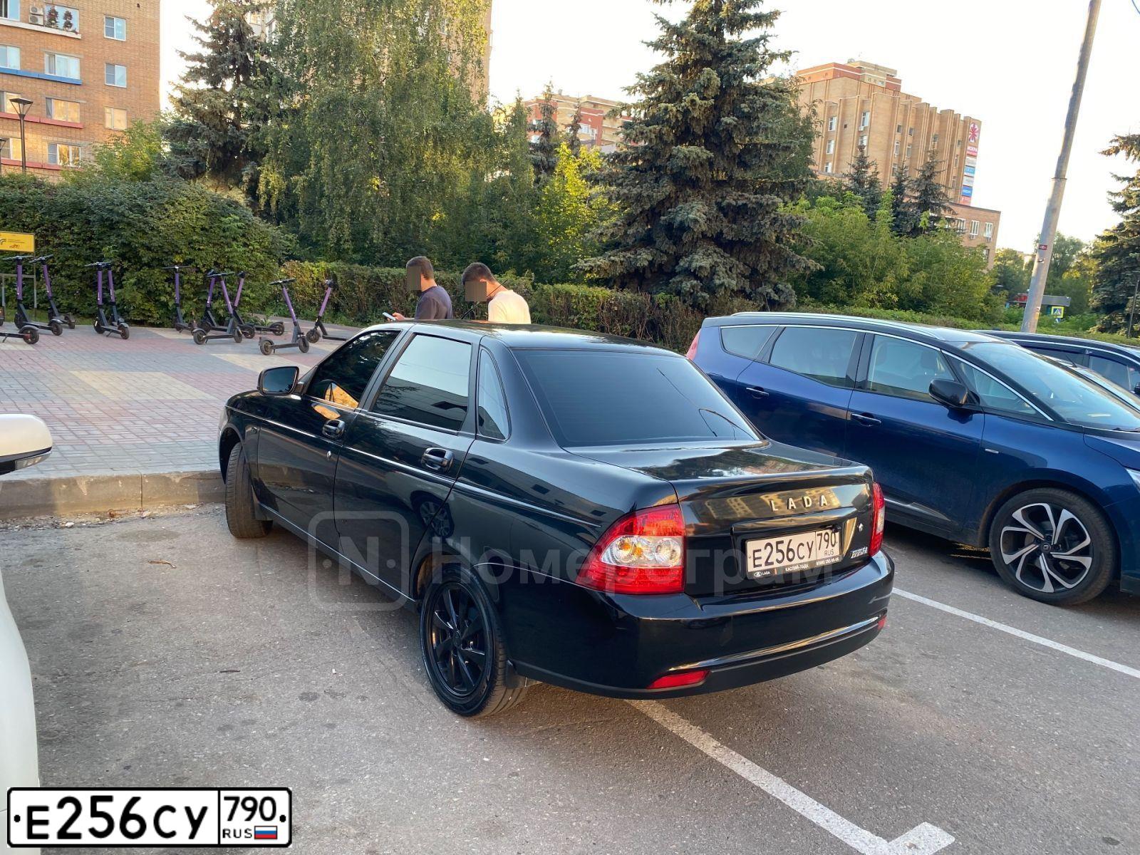 Фото автомобиля LADA 2170 PRIORA, 2015 — госномер Е153ОХ95. Цвет: ЧЕРНЫЙ