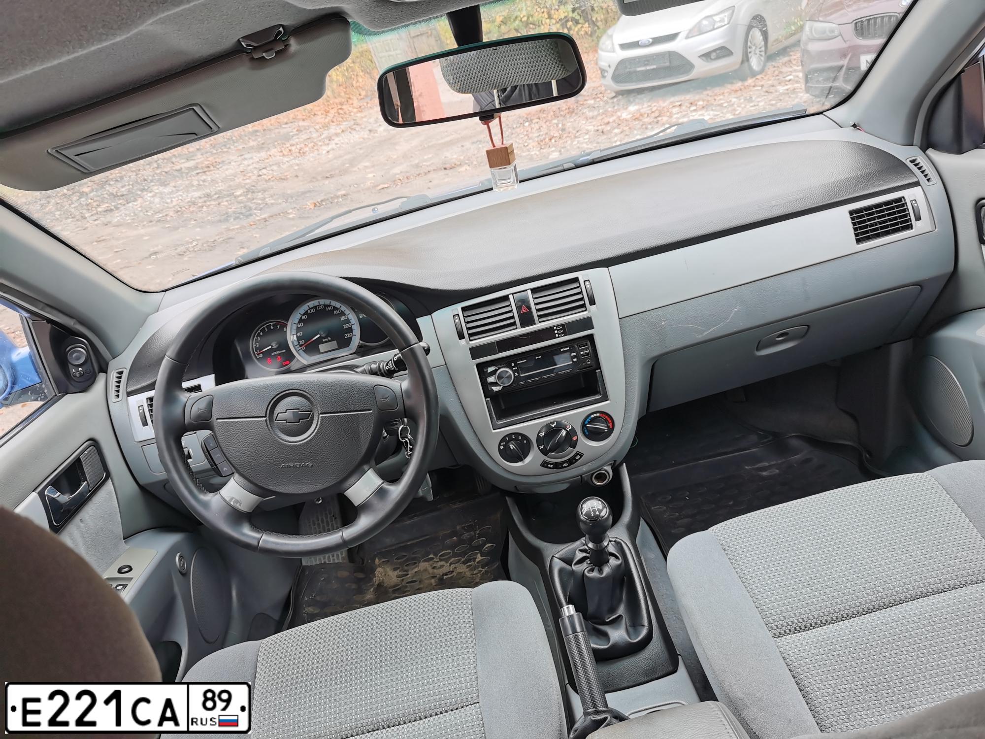 Фото автомобиля CHEVROLET LACETTI, 2008 — госномер Н298ЕР21