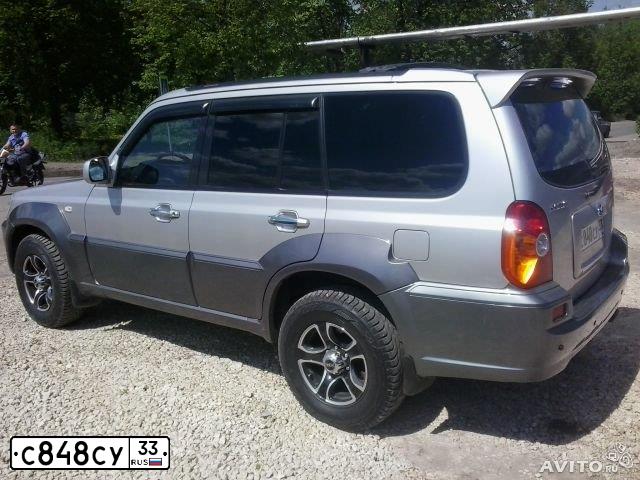 Фото автомобиля HYUNDAI TERRACAN, 2003 — госномер Е465РН797. Цвет: Серебристо-серый