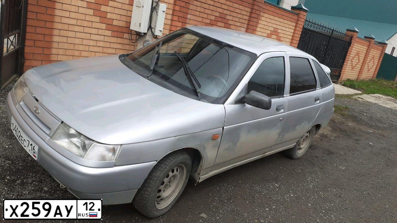 Фото автомобиля LADA 2112, 2008 — госномер Х259АУ12. Цвет: СВЕТЛО-СЕРЕБРИСТЫЙ МЕТАЛЛ