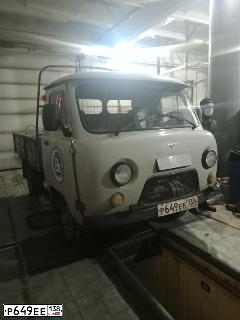 Фото автомобиля UAZ 3303, 2010 — госномер О001НО72. Цвет: СЕРЫЙ