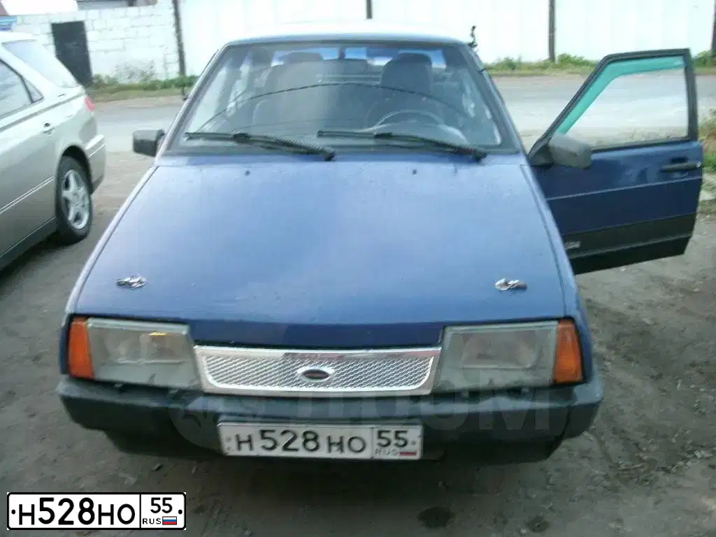 Фото автомобиля ВАЗ 21099, 1999 — госномер Т334МУ55. Цвет: СИНИЙ