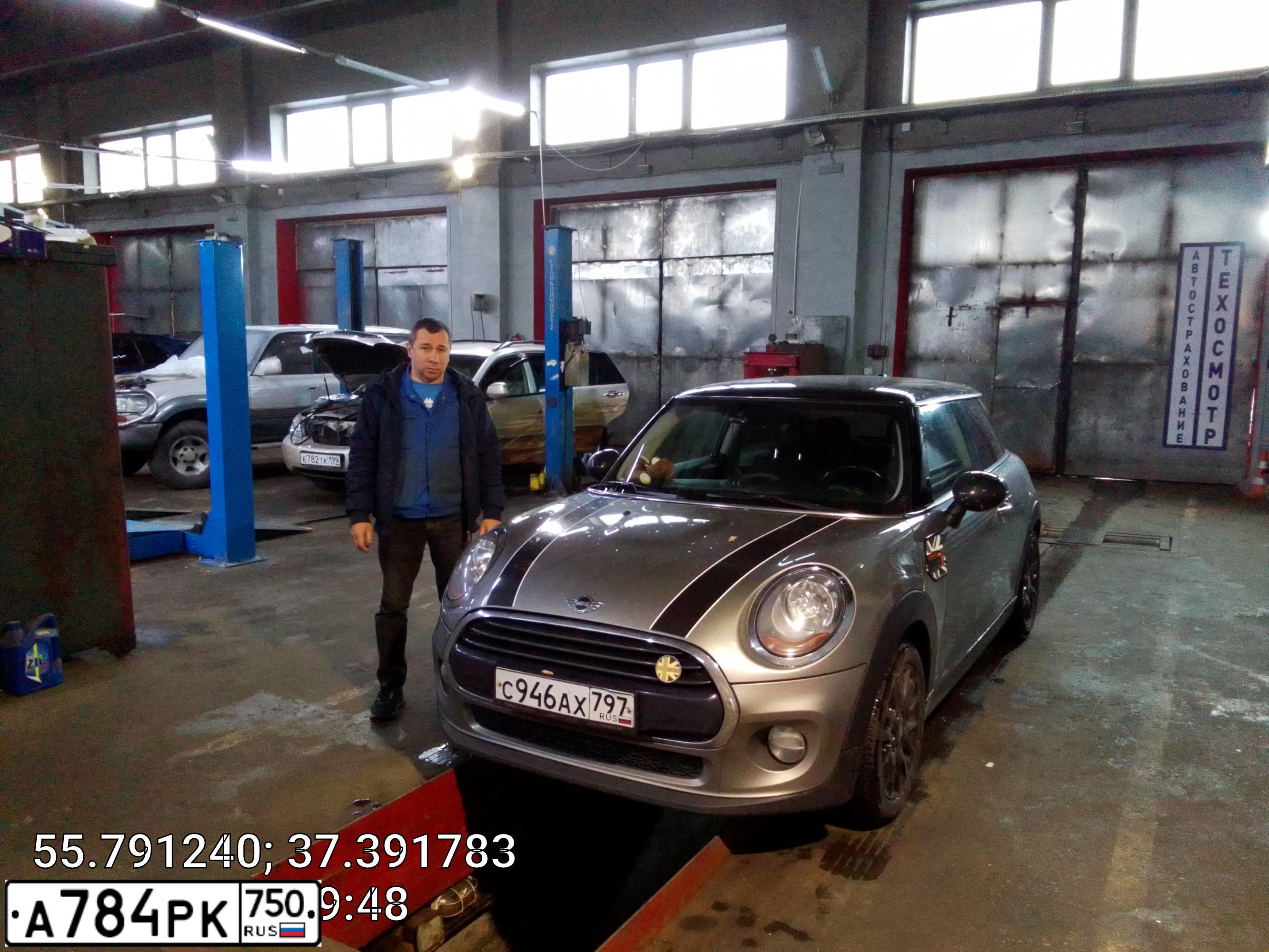 Фото автомобиля MINI COOPER, 2017 — госномер Т076ЕХ76