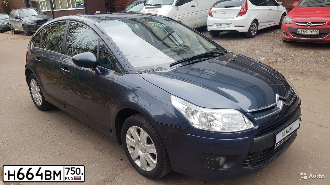 Фото автомобиля OPEL ASTRA, 2014 — госномер У591УМ790. Цвет: Красный