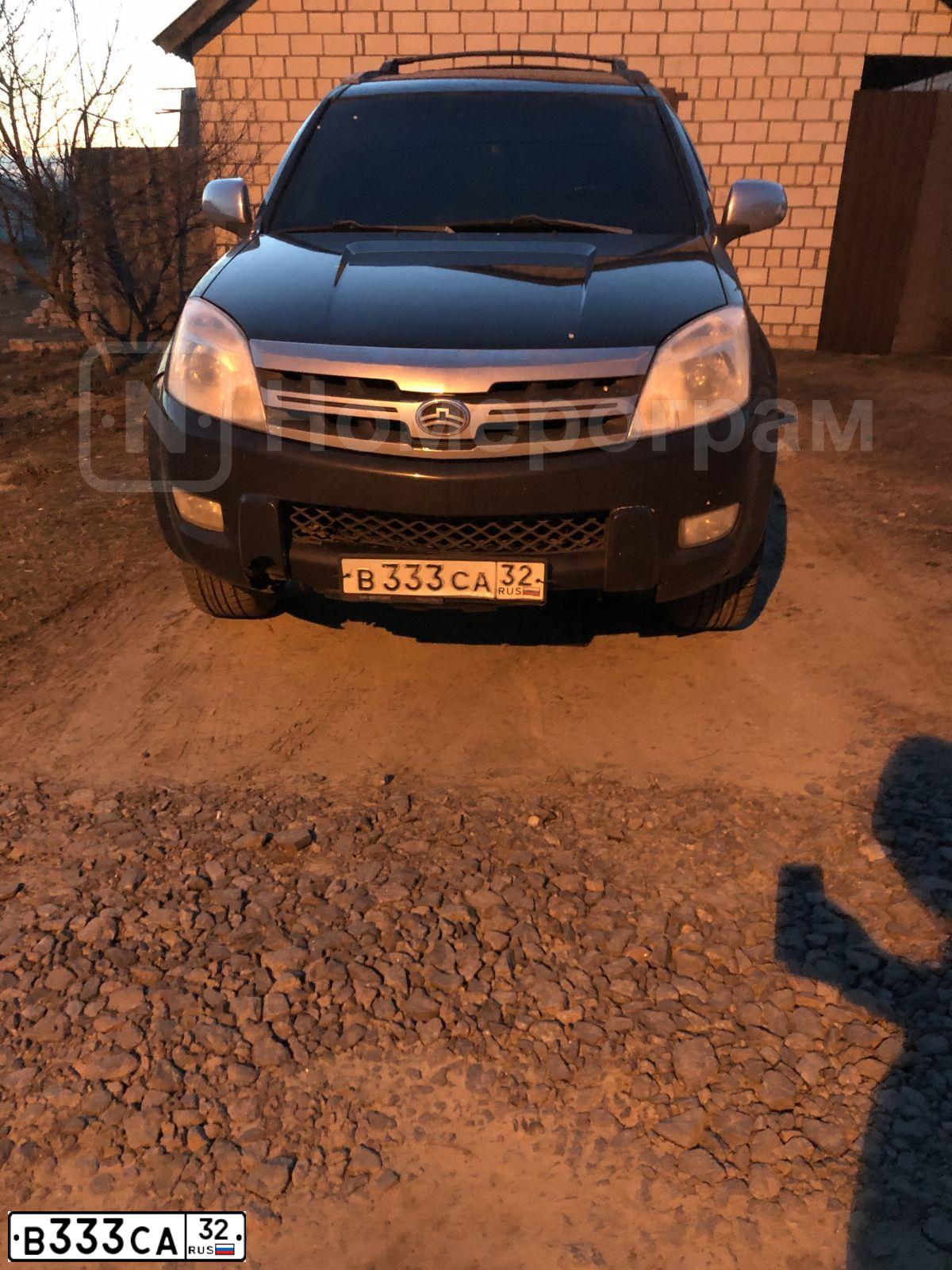 Фото автомобиля LADA 2121 NIVA, 2000 — госномер В333СА32. Цвет: ФИОЛЕТОВЫЙ