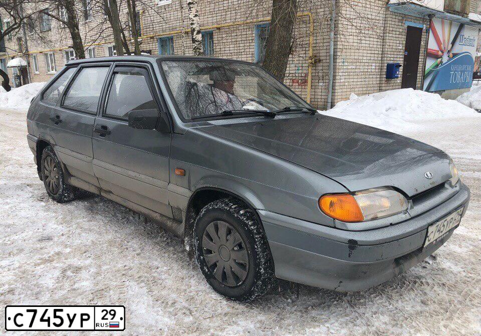 Фото автомобиля LADA 2114, 2005 — госномер М408ВТ35. Цвет: средний серо-зеленый металлик