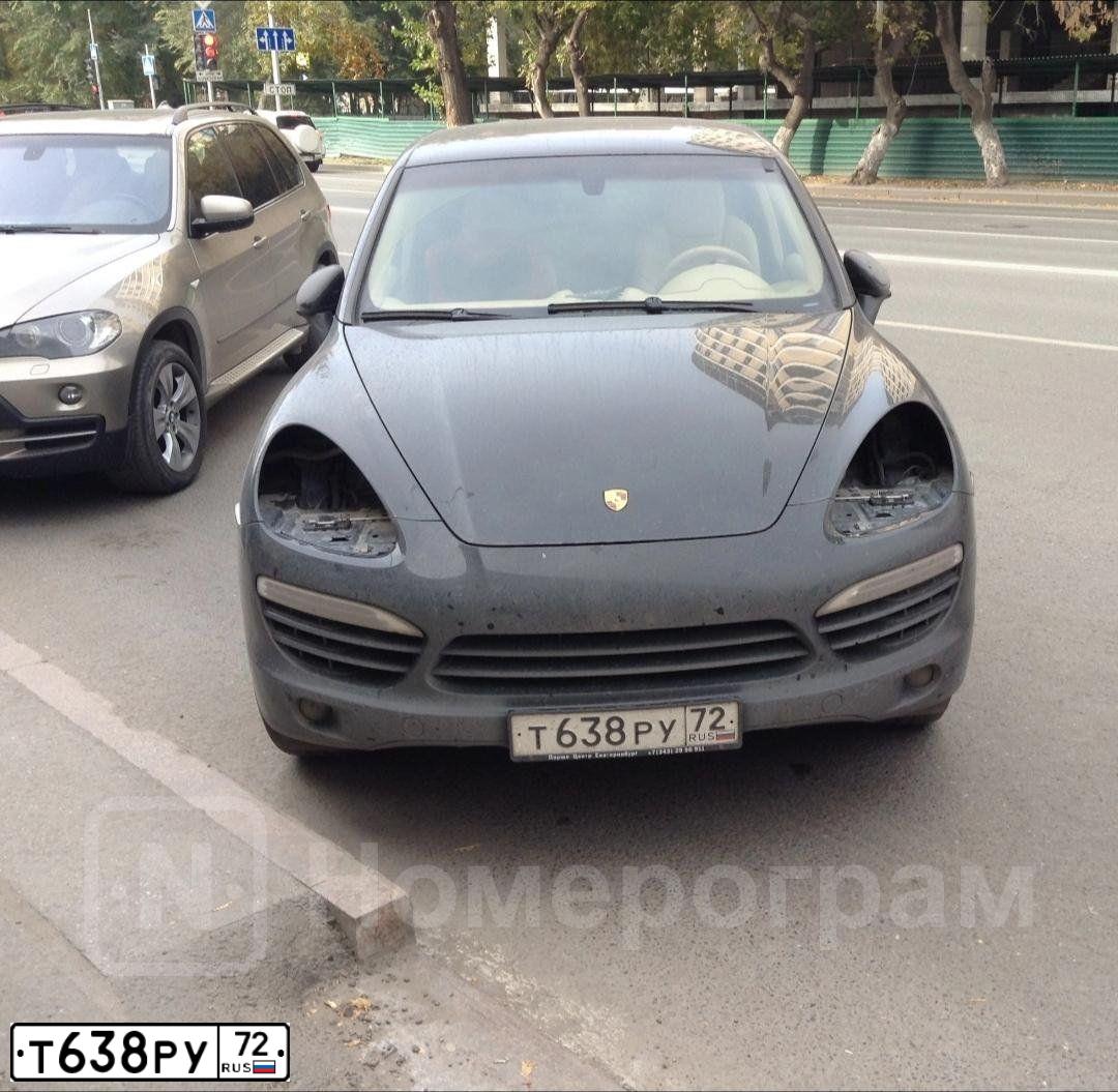 Фото автомобиля PORSCHE CAYENNE, 2013 — госномер Т638РУ72. Цвет: ЧЕРНЫЙ