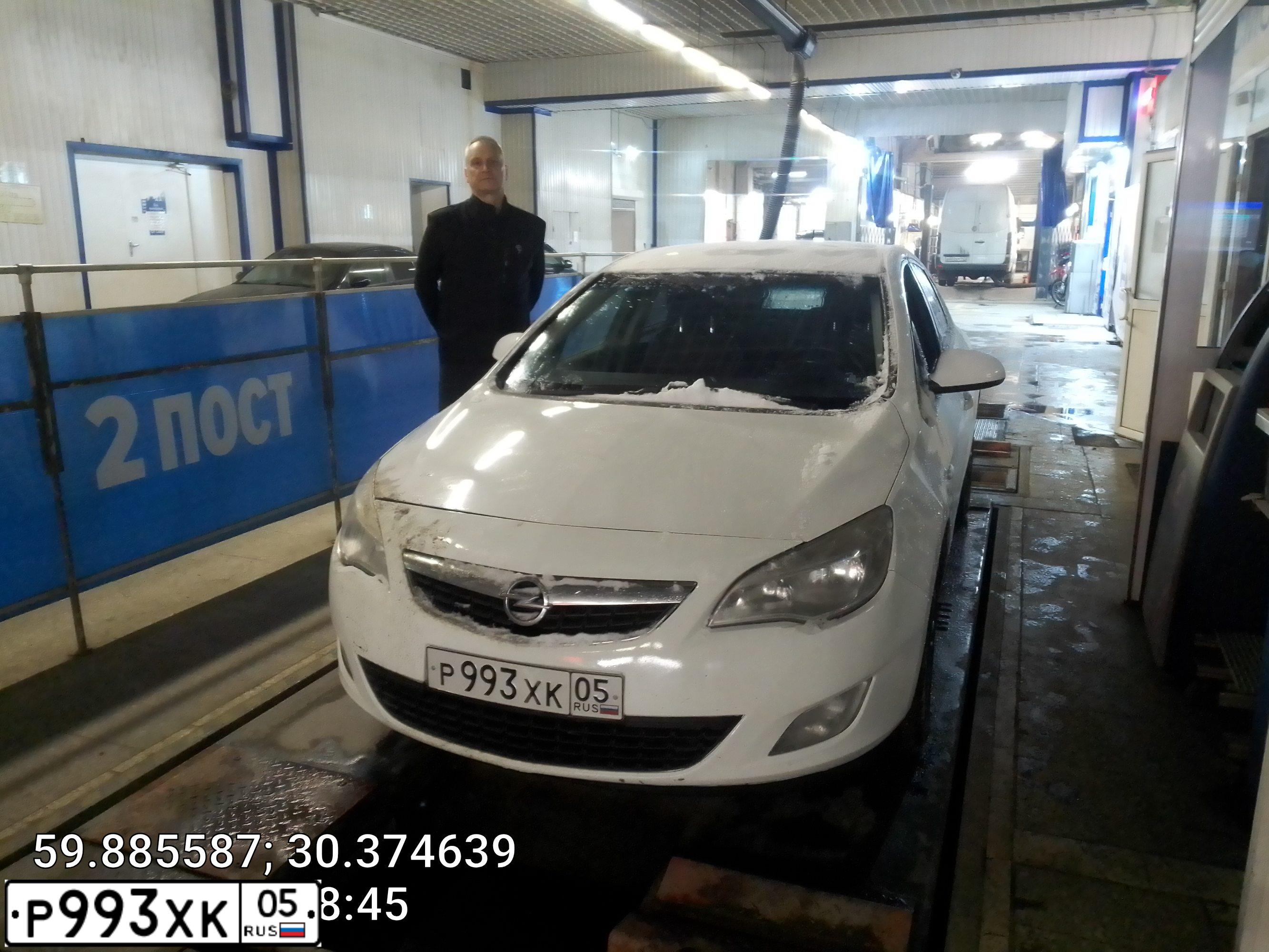 Фото автомобиля OPEL ASTRA, 2011 — госномер О976УК69