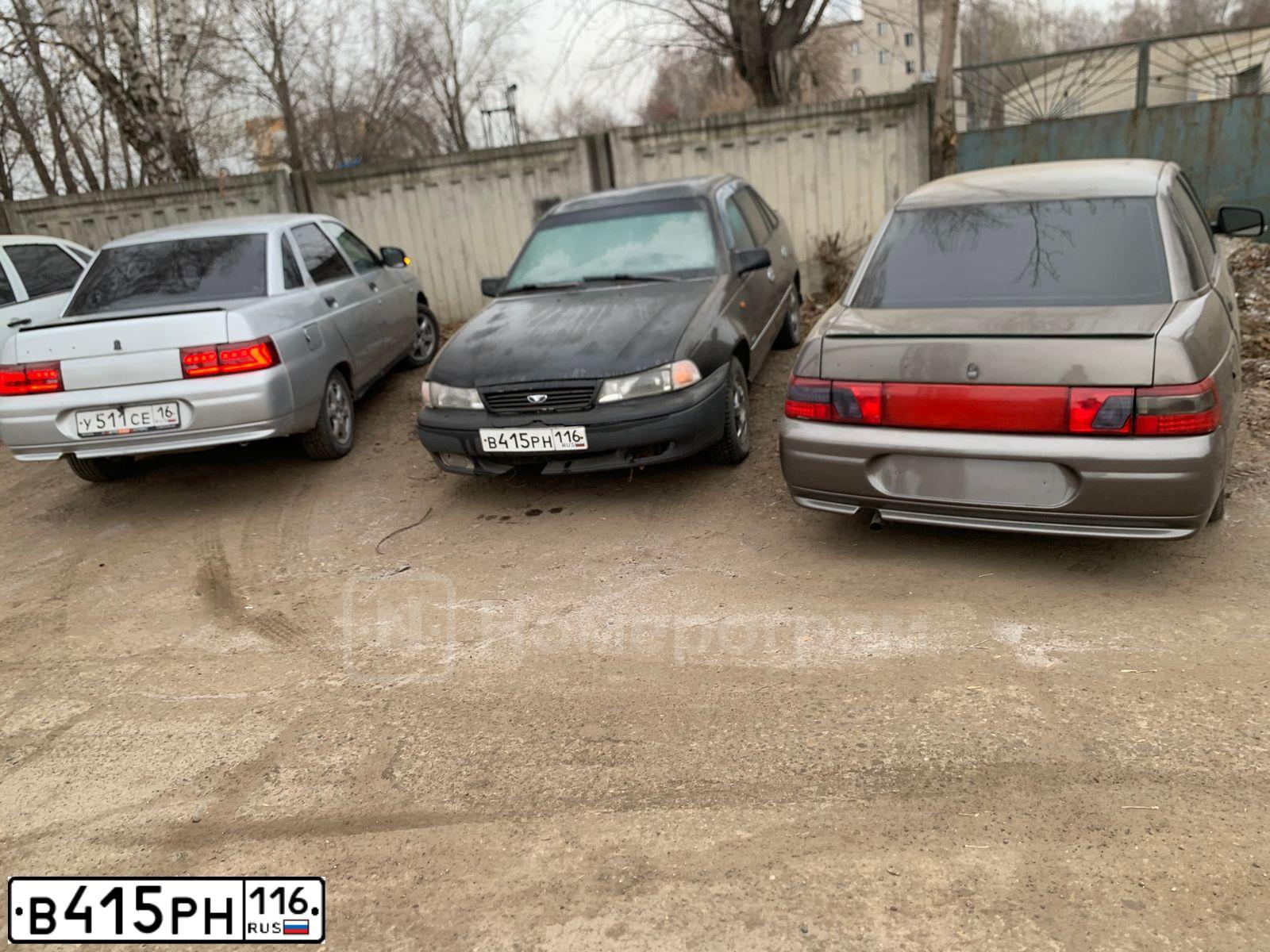 Фото автомобиля DAEWOO NEXIA, 1997 — госномер В415РН116. Цвет: ЧЕРНЫЙ