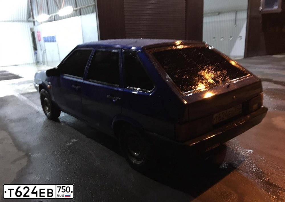 Фото автомобиля LADA 2109 SAMARA, 2002 — госномер В145ТС161. Цвет: СЕРЕБРИСТЫЙ ЯРКО-СИНИЙ
