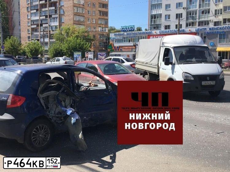 Фото автомобиля GAZ 3302 EL, 2018 — госномер Н431УМ33. Цвет: Белый