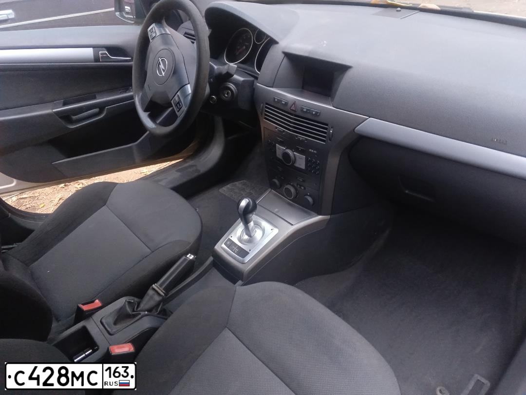 Фото автомобиля OPEL ASTRA, 2006 — госномер С428МС163. Цвет: СЕРО БЕЖЕВЫЙ
