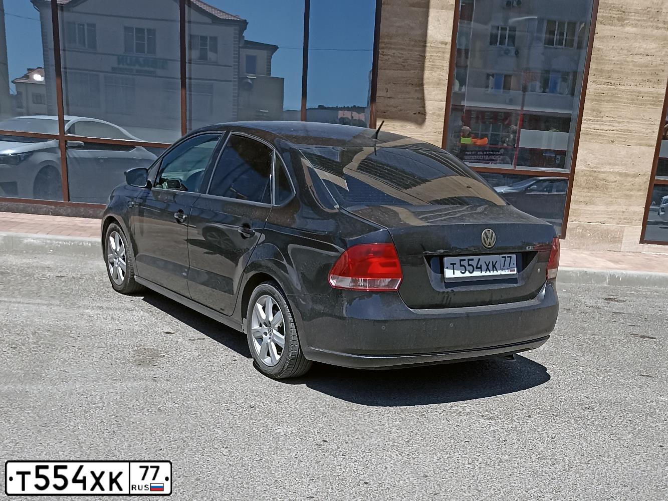 Фото автомобиля OPEL VECTRA, 1991 — госномер Т554ХК77. Цвет: ТЕМНО-СИНИЙ