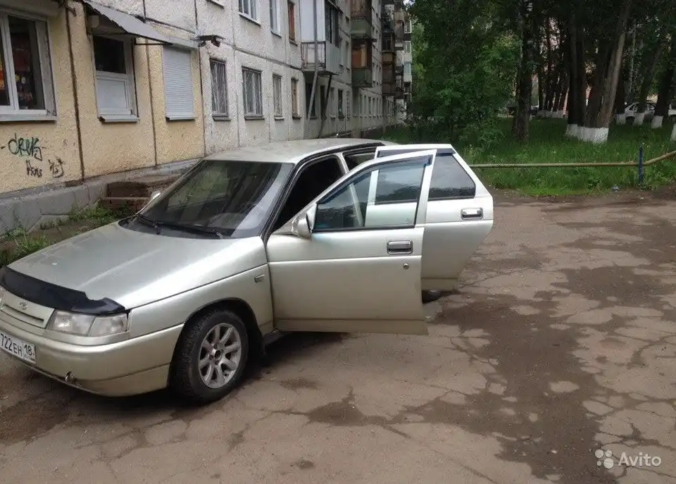 Фото автомобиля SUZUKI /GRAND/ VITARA, 2007 — госномер Т222ЕН18. Цвет: БЕЖЕВЫЙ