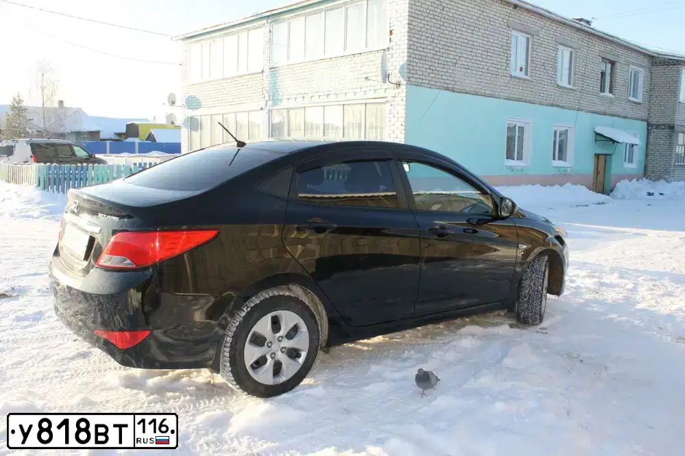Фото автомобиля HYUNDAI SOLARIS, 2014 — госномер А252МХ252. Цвет: ЧЕРНЫЙ