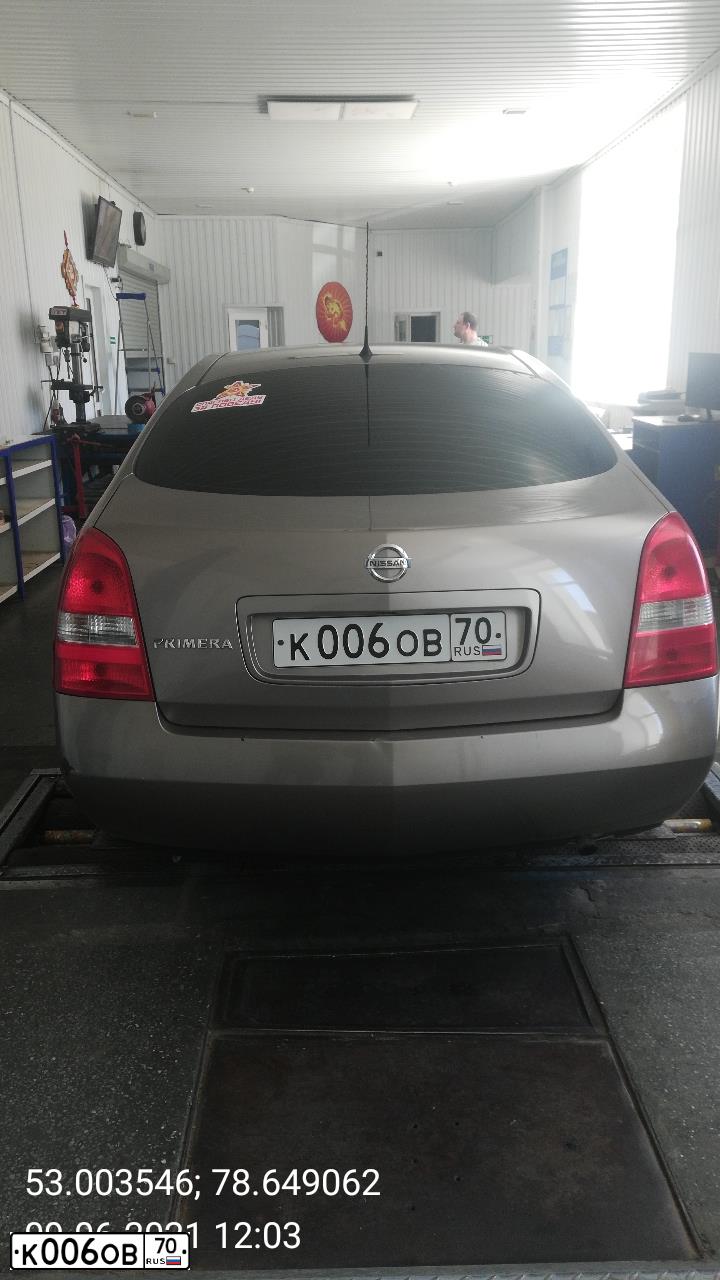 Фото автомобиля KIA SORENTO, 2012 — госномер К008ОВ70. Цвет: серебристый