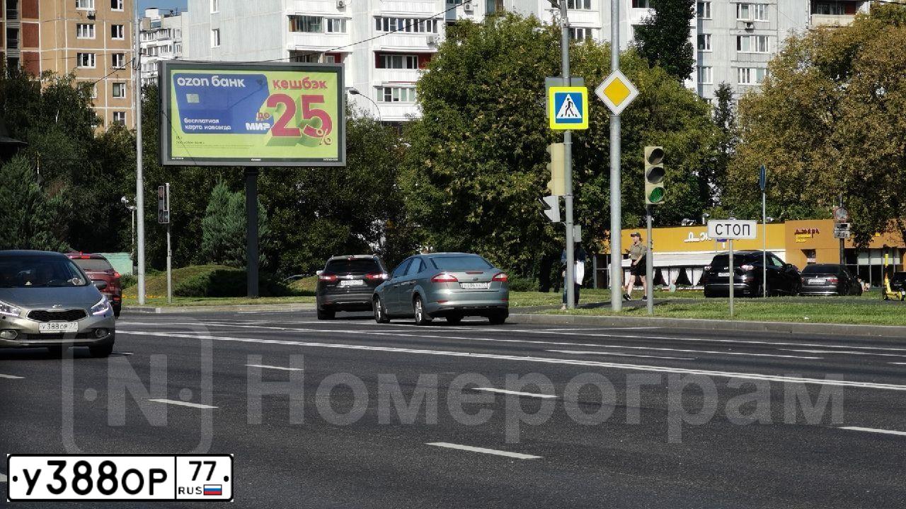 Фото автомобиля KIA CEE'D, 2013 — госномер У388ОР77. Цвет: СЕРЫЙ